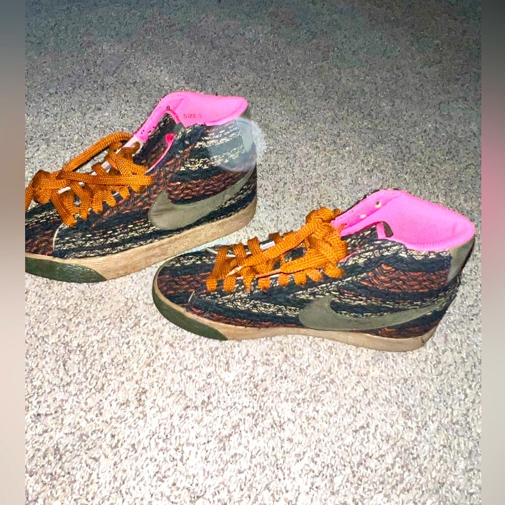 Nike Women's Olive Green Multicolor High-Top Sneakers with Pink Liner